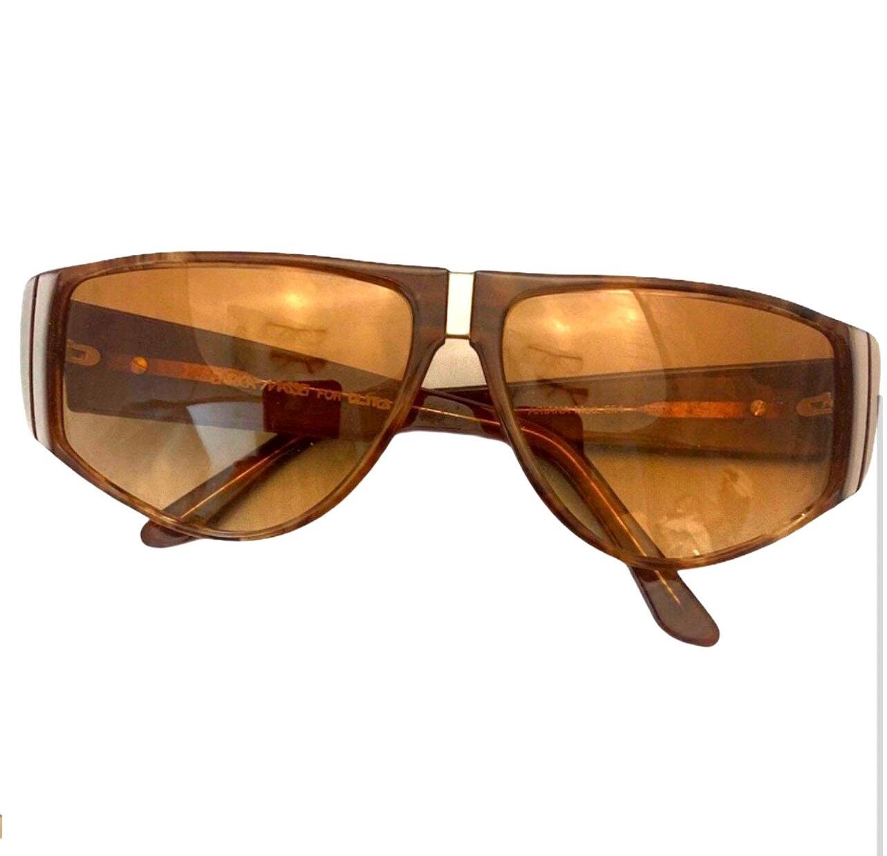 1980’s Ultra Italy Angular Sunglasses by Enrca Massei, Model Ariana, Italy Vintage Dead Stock Enrica Massei for Ultra Sunglass Ariana  main image 3