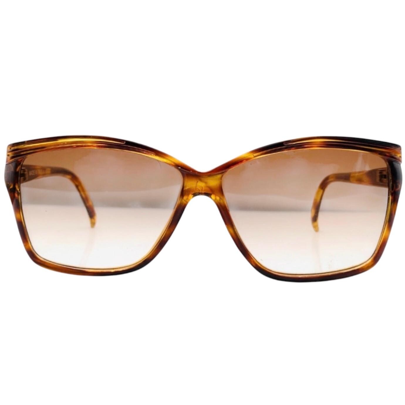 1970’s Sunglasses in Tortoiseshell, Angular w Slight Cateye, Made in Italy 1970 main image 3