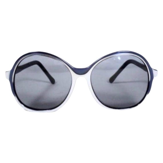 Vintage Oversized Round Mod French Sunglasses, Blue, Made in‎ France Vintage Oversized Round Mod French Sunglasses, Blue, Made in  main image 4