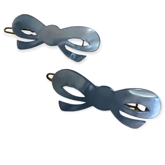 Vintage French Bow Barrettes in Pearlescant Baby Blue, Pair  display picture 3