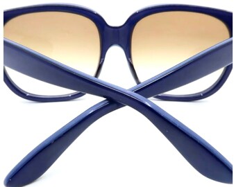 Classic Emmanuelle Khanh Oversized Vintage Purple Sunglasses  display picture 3
