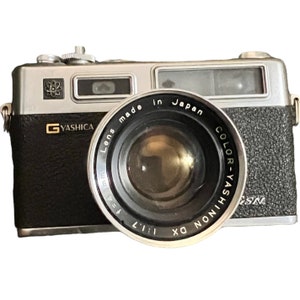 Vintage YASHICA Rangefinder Film Camera, Electro 35 GSN w 45mm Yashinon 1.7 Lens,  Works
