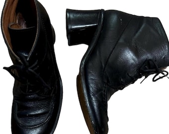 Vintage JR Studio Italian Heeled Leather Granny Booties in Black, Ankle Boots, Made in Italy , Size US 6