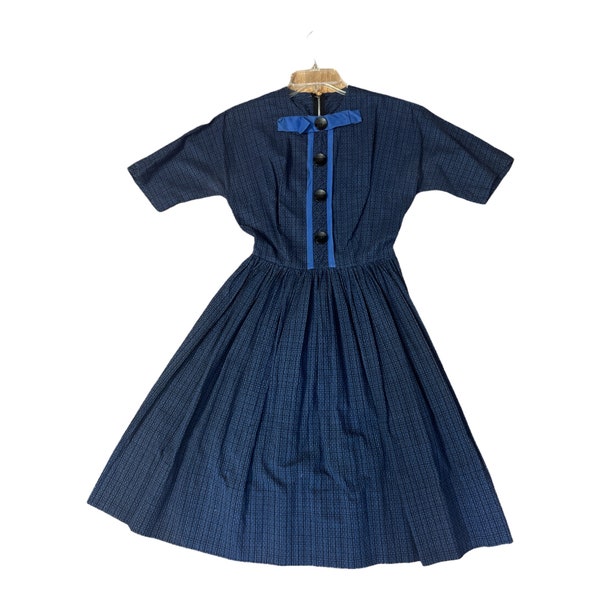 Beautiful 1950s cotton pique day dress. Blue and black plaid