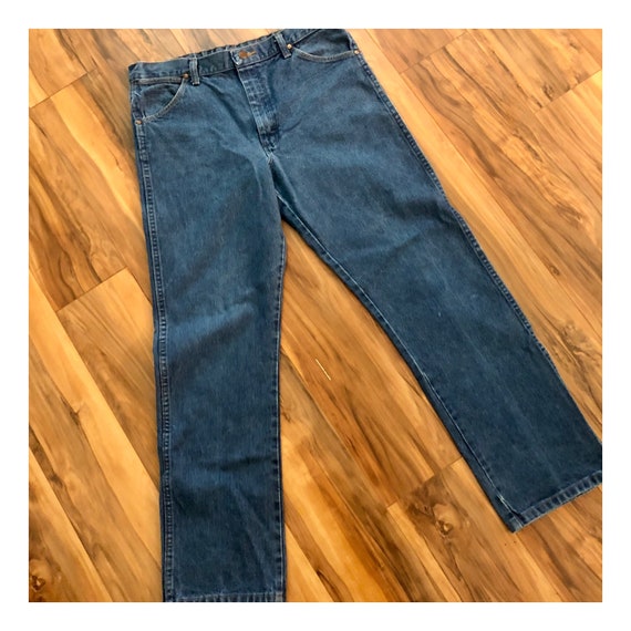 Vintage Wrangler Mom Jeans. High Rise 32” Waist - image 3