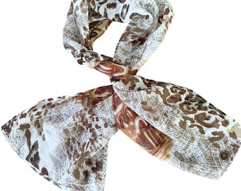 Pañuelo para la cabeza vintage transparente con estampado animal, accesorio bohemio rectangular, 45 pulgadas de largo.