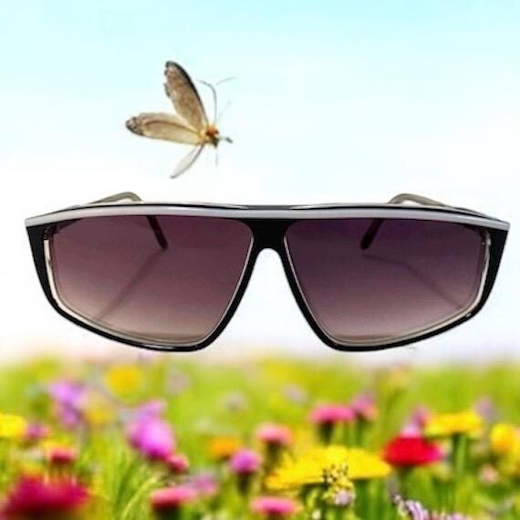 1980’s Angular Black & White Oversized Sunglasses… - image 1