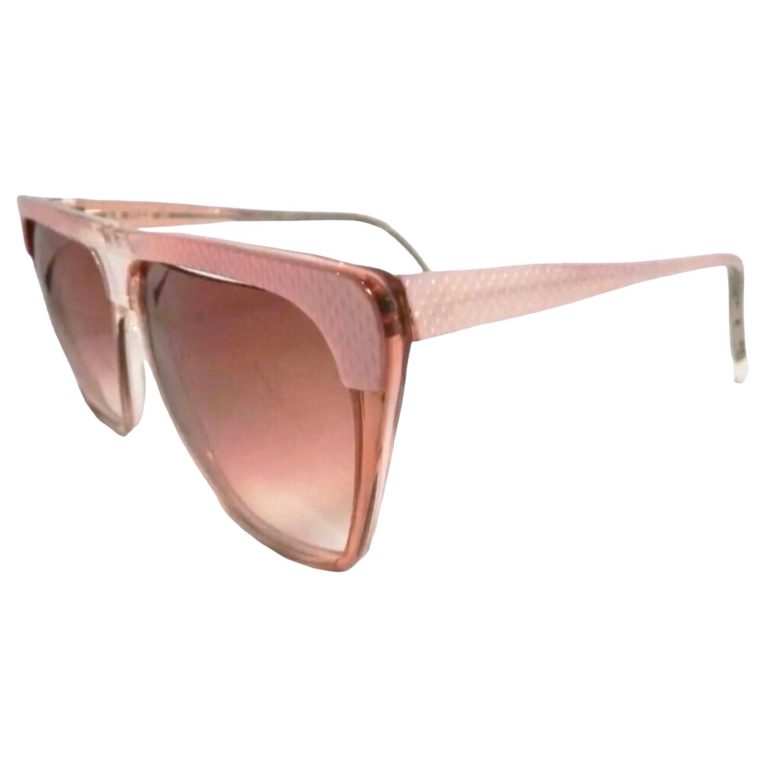 1980’s Vintage Angular Pink and Clear Sunglasses, Oversized Sunnies 1980s Oversized Sunglasses: Clear Pink Retro Party Shades - Etsy main image 3