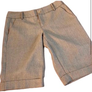 1970’s Vintage  Green Plaid  Utilitarian Shorts By Odds ‘n Ends & Made in the USA, Minimalist Vintage Plaid Women’s Bermuda Shorts, Deadsto