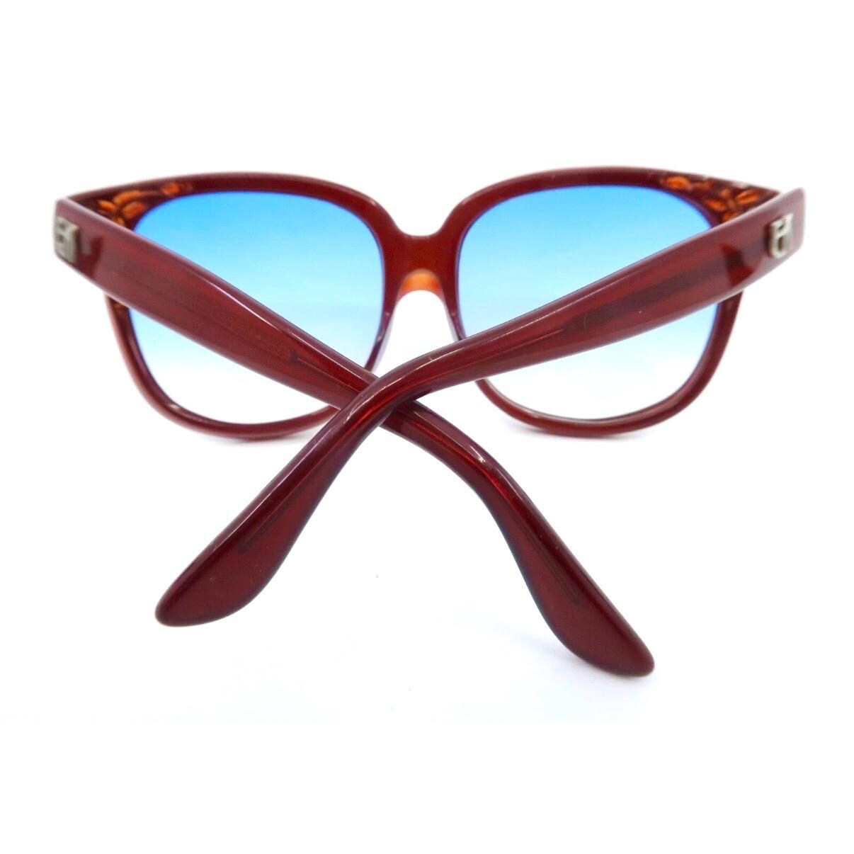 1980’s Iconic Emmanuelle Khanh Paris Sunglasses‎ with Inlaid Detail, Model 8080 Vintage Sunglasses Emmanuelle Khanh 8080 40 Square Oversize  main image 2