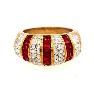 Vintage Gold und Rot 18KGE Statement Ring mit Strasssteinen, 1980er Jahre Cocktail Strassring, Größe 5 und nicht einstellbar