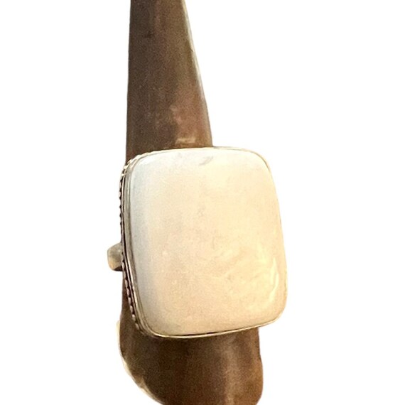 1990’s Mother of Pearl Sterling Silver Ring, Boho… - image 2