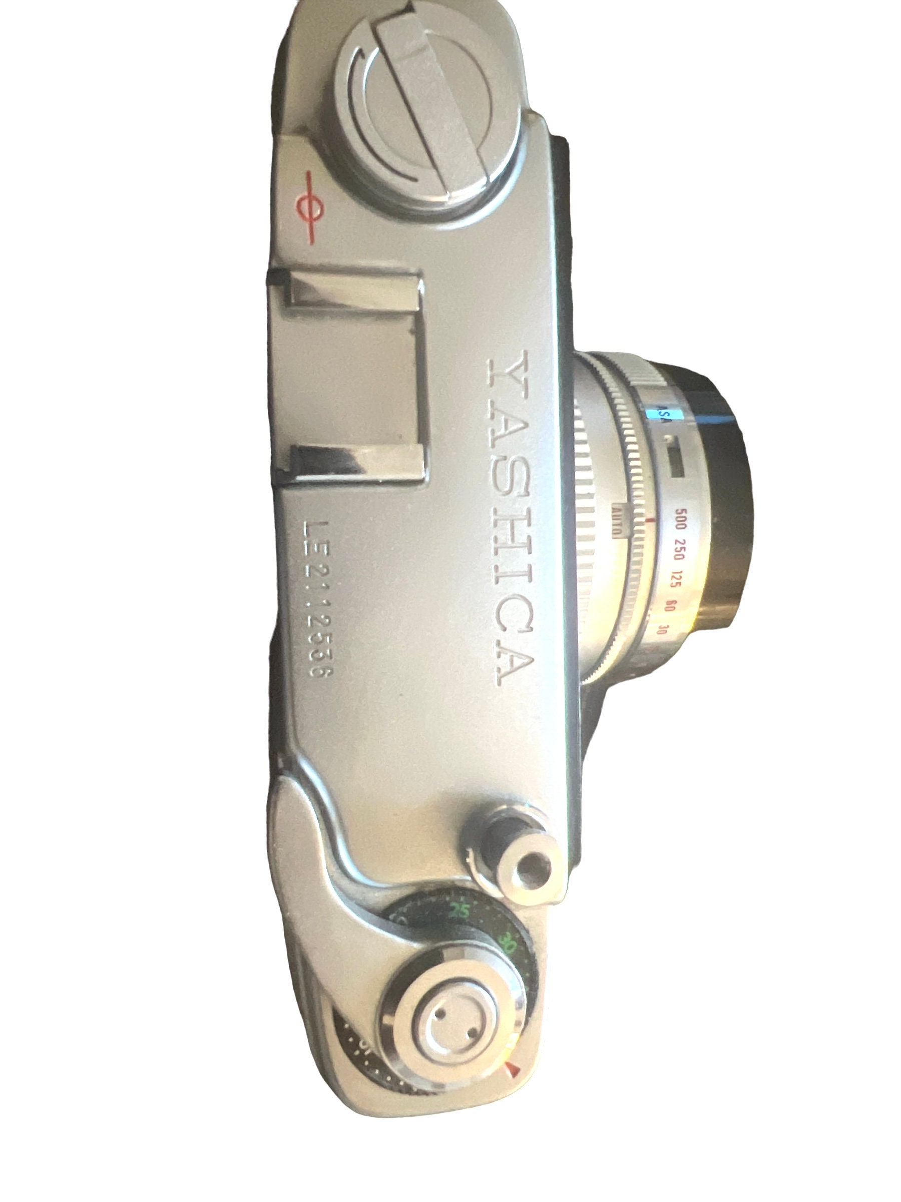 YASHICA EE フィルムカメラ Yashica EE Rangefinder 35mm Camera, Chrome With 4.5cm (45mm