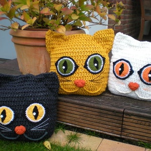 Pillow Cat Crochet Pattern