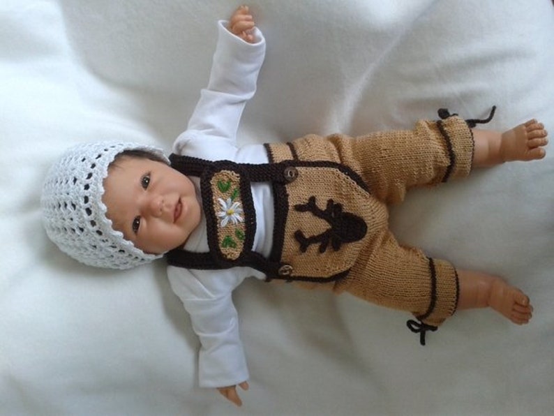 Tutorial Knitting and Crochet Baby pants, Lederhosen, bavarian style image 5