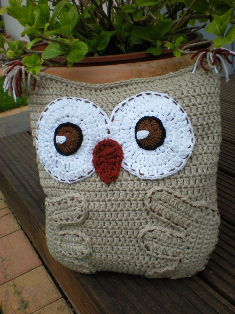 Owl Pillow Cushion Crochet Pattern image 3