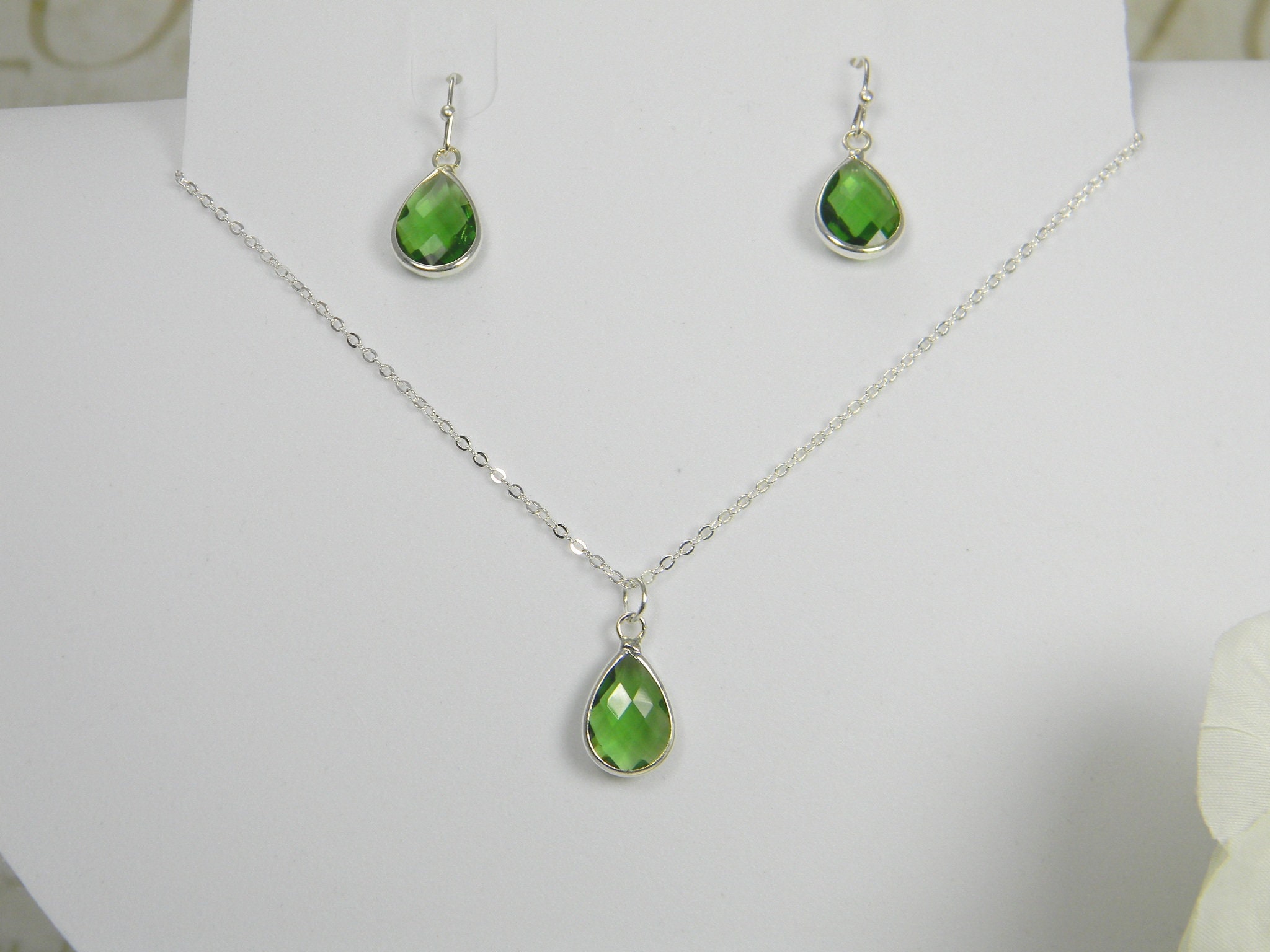 Lime Green Jewelry Set Green Bridesmaid Necklace set Apple Etsy 日本