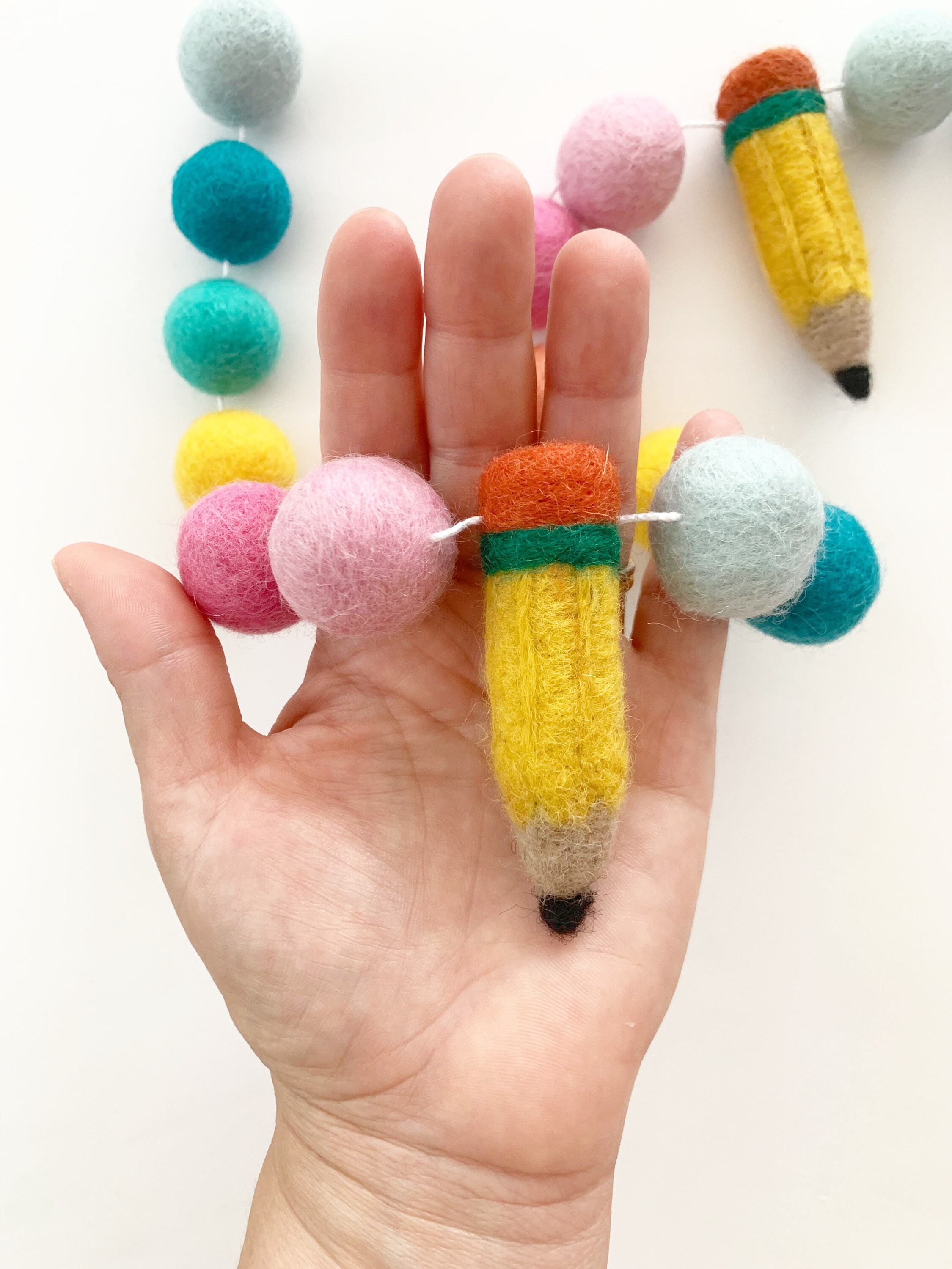 Back to School Garland | Felt ball Garland | Teacher Gift | Last day …