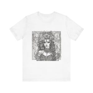 Gothic Fee T-Shirt, Art Deco Rose T-Shirt, Vintage Style Shirt, Witchy Graphic Top, Fantasy Fashion, Magisches Geschöpf Print