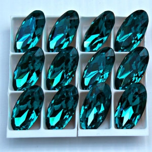 Swarovski 4123 long oval blue zircon 16x8 mm ( 2 )