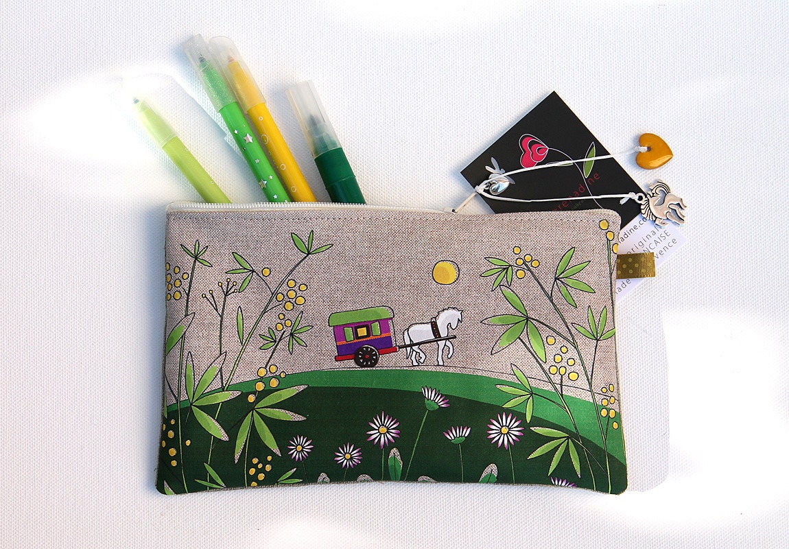 Trousse à Crayons en Lin avec Illustration Originale L'invitation Au Voyage