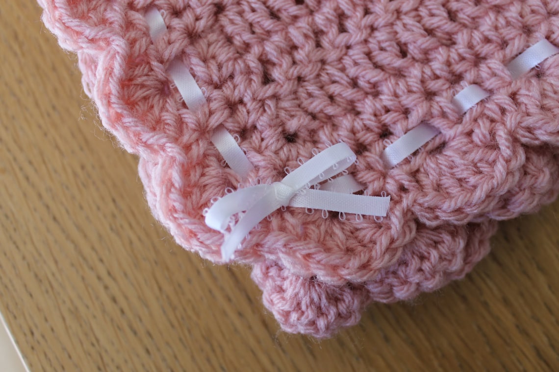Crochet Pink Baby Blanket/Afghan with Shell Edging and Ribbon Etsy