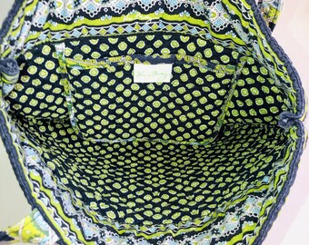 vera bradley yellow and black pattern