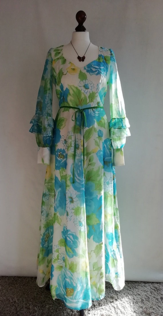A truly amazing 70s Maxi Dress in blue/green flor… - image 1