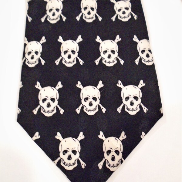 ADDICTION Skull Crossbones Neck Tie Silk Black White Vintage Halloween Biker  Novelty Neckties Gag Gift