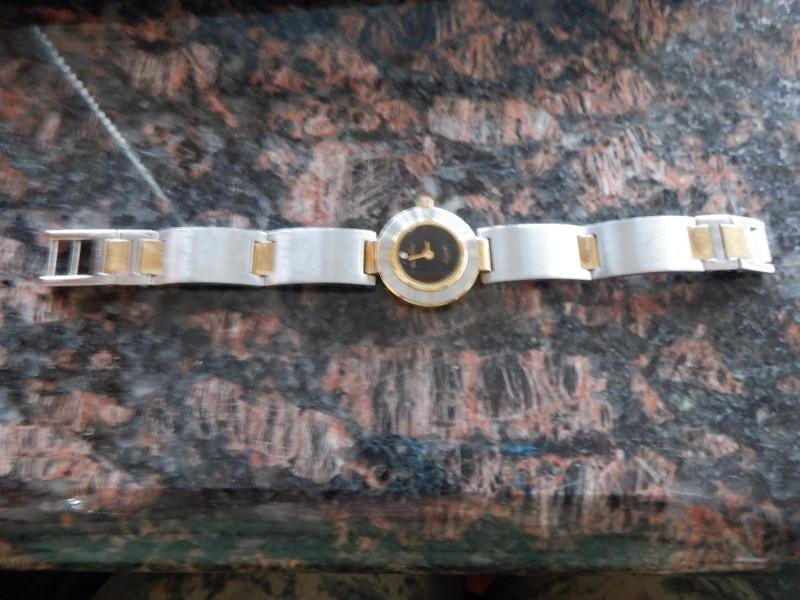 Roven Dino Woman's Wrist Watch Aristocrat 2011 - Jewelry - Watches