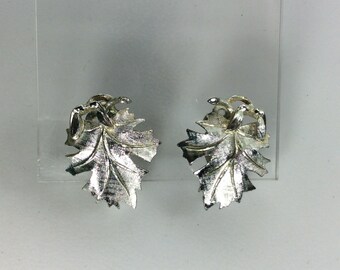 Lisner Clip Earrings Etsy lisner clip earrings etsy