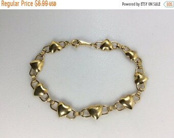 Vintage Gold Floral Bracelet 6.5 Inches by Avon E8