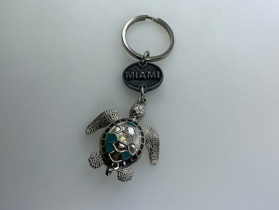 Vintage Souvenir Keychain Silver Toned With Miami… - image 1
