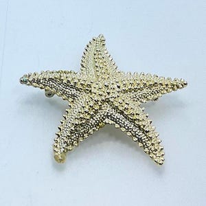 Vintage Pin Brooch Gold Toned Starfish Used