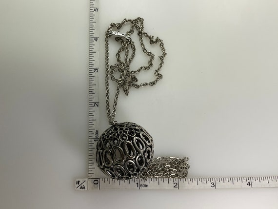 Vintage 24” Necklace Silver Toned Round Circle An… - image 2