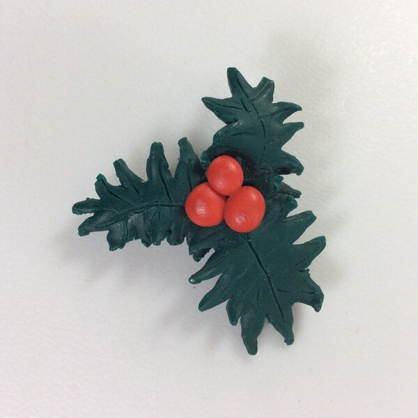 Vintage Pin Brooch Christmas Holly Leaves And Berries Red Green Used