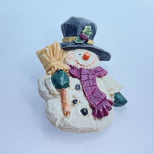 Vintage Pin Brooch Snowman With Hat,Gloves,Scarf And Broom Used