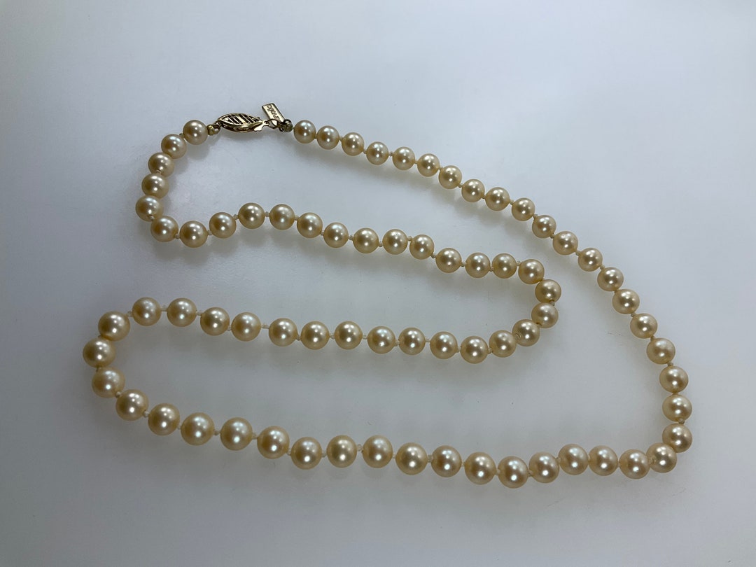Collier Avon En Maille Tissée Dorée Avec Perles Fausses - Longueur 18", Occasion