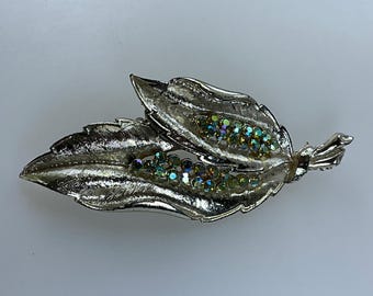Broche vintage con hojas doradas y diamantes de imitación AB usados