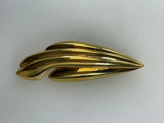 Vintage Napier Pin Brooch Gold Toned Sculpted Abs… - image 1