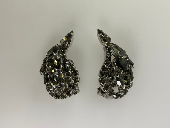 Vintage Clip On Earrings Silver atoned Teardrop D… - image 1