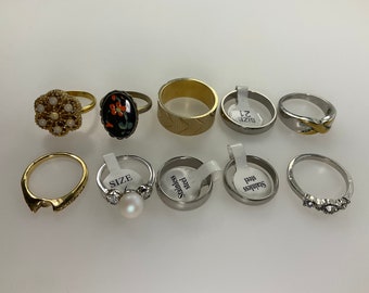 Vintage Lot Of Ten Rings Gold Silver Toned Assorted Sizes And Styles Minor Issues As Is Used