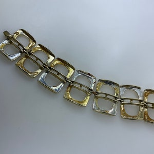 Vintage Lisner 7.75” Bracelet Gold Toned Rectangles Missing Rectangular Stones Needs Cleaned Used