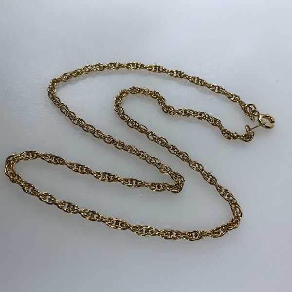 Vintage Manon 18” Gold Toned Chain Used