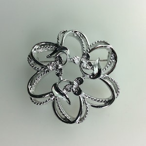 Vintage Sarah Coventry Pin Brooch Silver Toned Floral Design Used