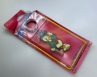 Vintage Walt Disney Keychain Donald Duck Old Stock