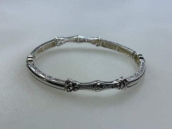 Vintage 7” Bracelet Stretchy With Floral Silver T… - image 1