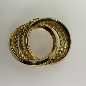 Vintage Pin Brooch Gold Toned Textured And Plain Circles Design Used