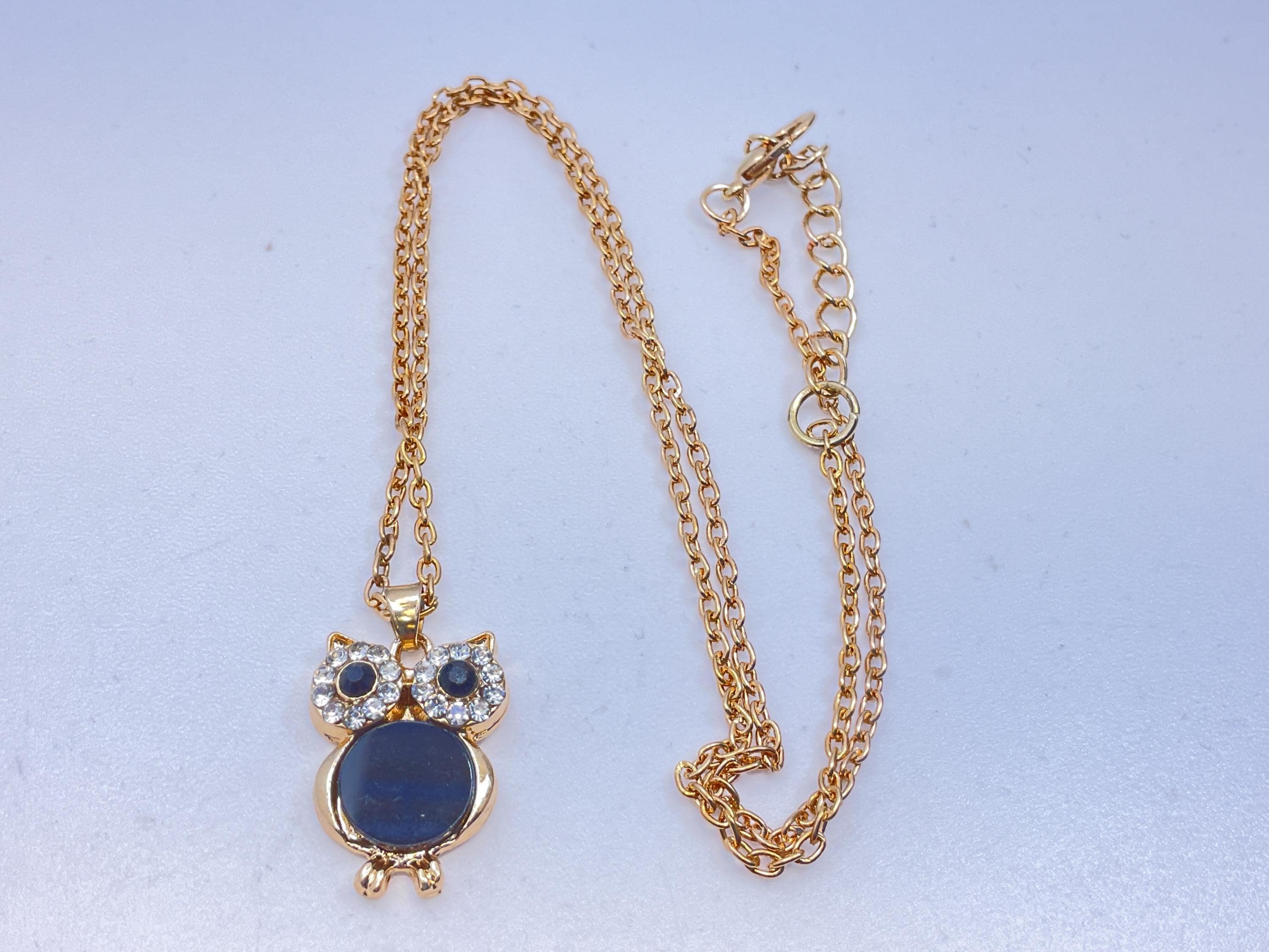 Vintage 18&rdquo; Gold Toned Necklace With Owl Pendant And Stones Used