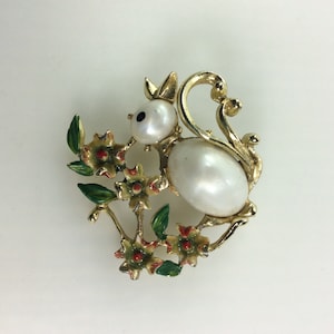 Vintage Pin Brooch Gold Toned Squirrel And Flowers Design With Red Green Enamel Used